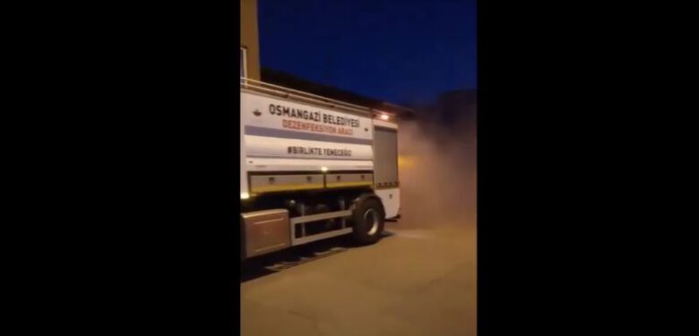 Osmangazi Belediyesi koronasavar araçlarla 24 saat hizmette