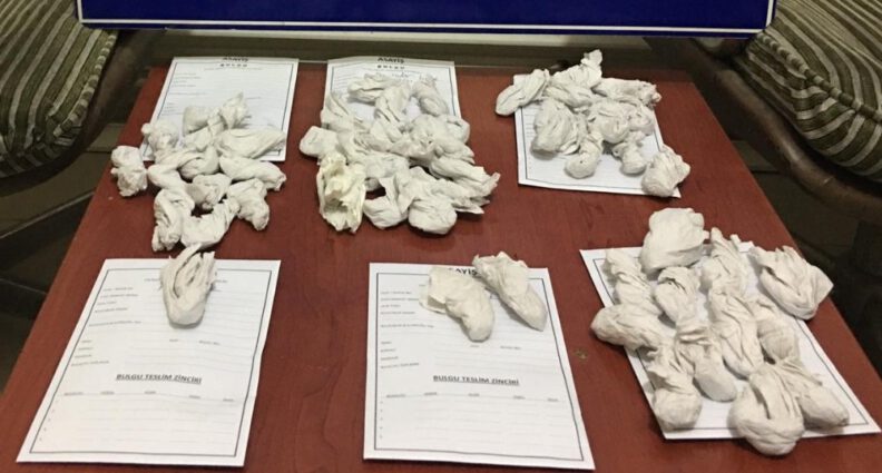 21 Yıl Hapi̇s Cezası Bulunan Şahıs Uyuşturucu Operasyonunda Yakalandı
