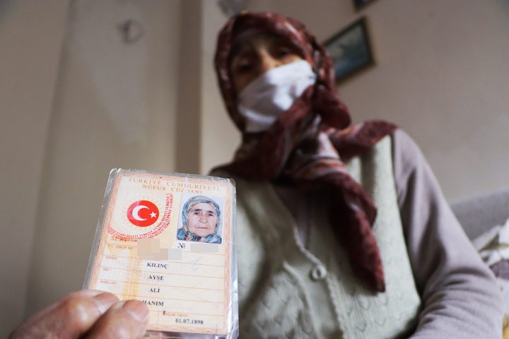Kimliğine göre dünyanın en yaşlı kadını o