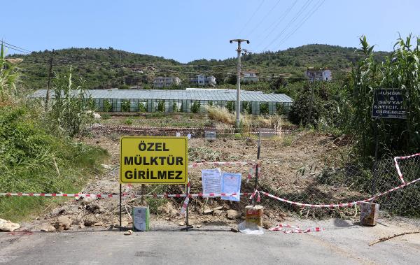 Alanya’da tapulu alanım deyip, yolu kapattı
