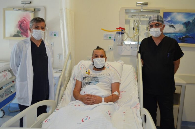 Baş Ağrısı Şi̇kayeti̇yle Gi̇tti̇, Beyni̇nde 2 Santi̇m Baloncuk Çıktı