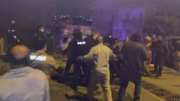 Nişanı atan çiftin aileleri sopalı bıçaklı kavga etti