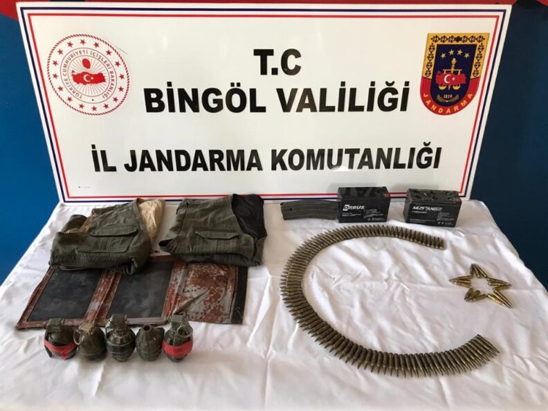 Bi̇ngölde Terör Operasyonu, El Bombaları Ve Mühi̇mmat Ele Geçi̇ri̇ldi̇