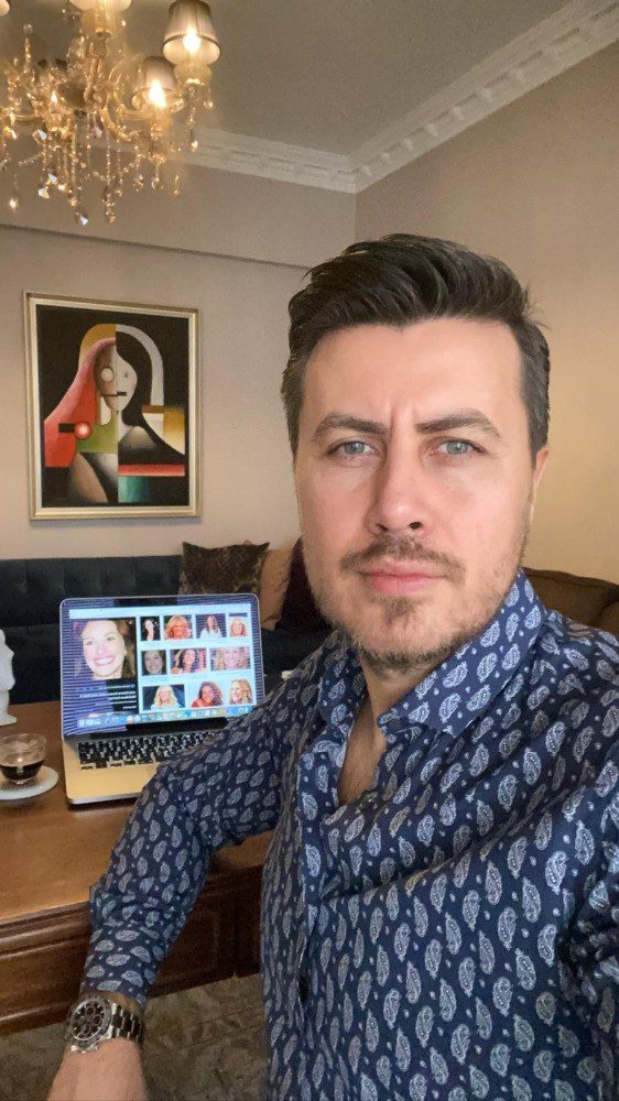 Di̇ş Heki̇mi̇ Vehbi̇ Zafer: “Ağız Hi̇jyeni̇ Bebekli̇k Dönemi̇nde Başlar”
