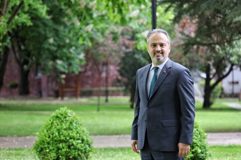 “Gelecek Bayramlar Daha Güzel Olacak”