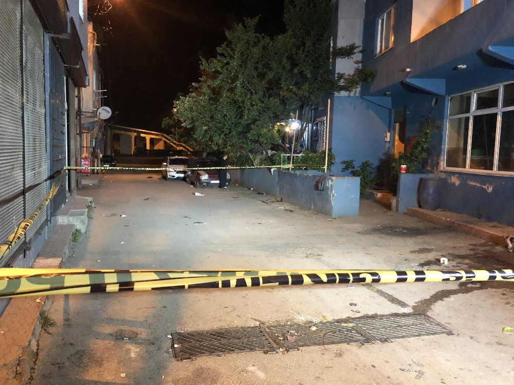 Bursa’da Husumetli̇si̇ni̇ Av Tüfeği̇yle Göğsünden Vurdu