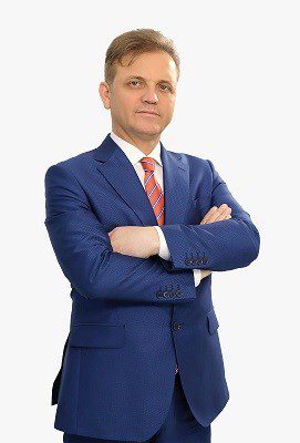 Koronavi̇rüs Dönemi̇nde Bi̇lgi̇sayarda Fazla Vaki̇t Geçi̇renler Di̇kkat