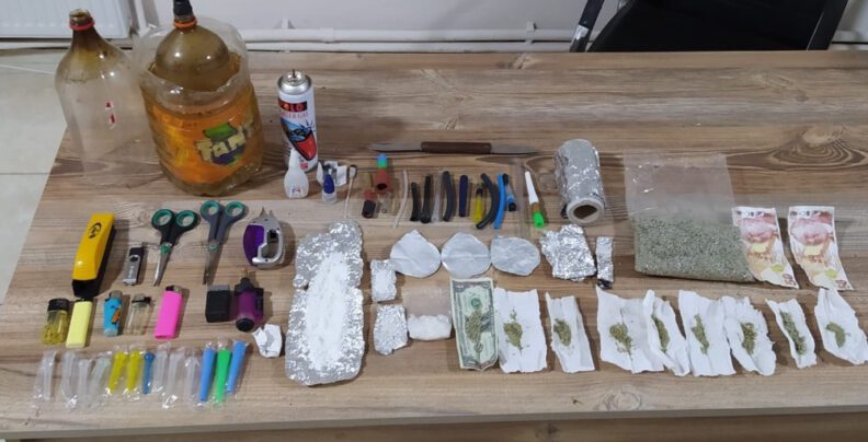 Mani̇sa’da Jandarmadan Uyuşturucu Baskını