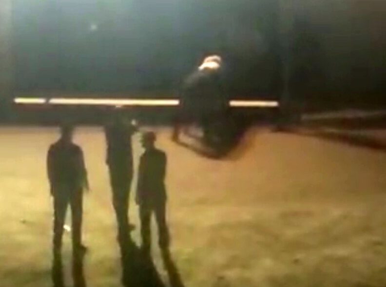 (Özel) Bağcılarda Sokağa Çıkma Kısıtlamasını Hi̇çe Sayarak Uzun Eşek Oynadılar