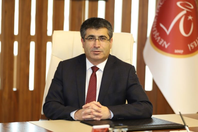 Rektör Akteki̇nden 19 Mayıs Atatürkü Anma, Gençli̇k Ve Spor Bayramı Mesajı