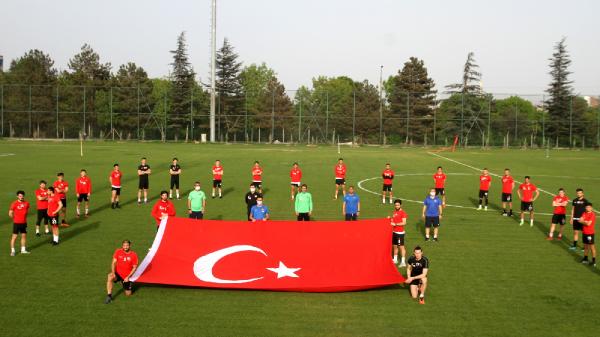 Spor camiasından 19 Mayıs mesajları