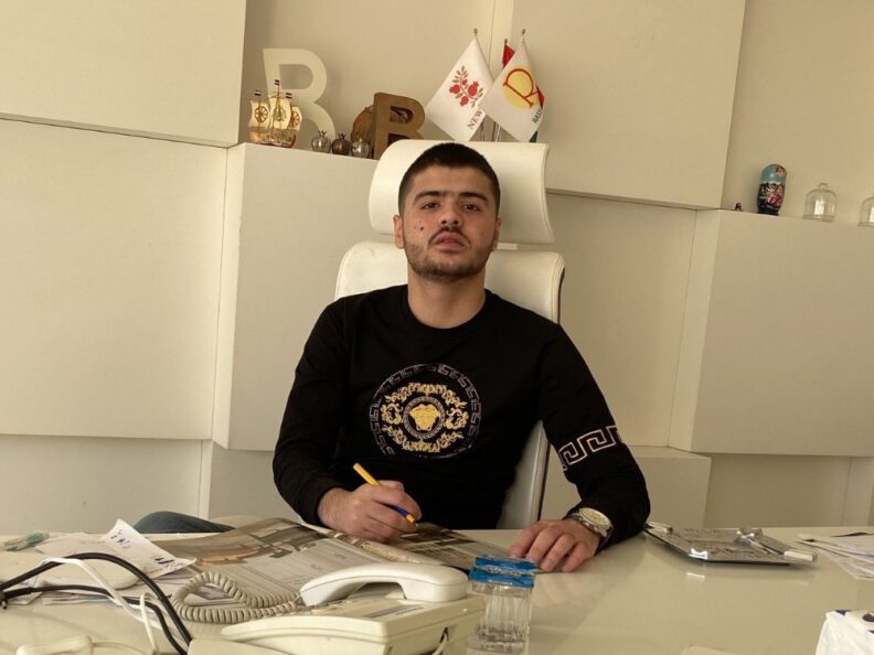 Yazılım Uzmanı Fati̇hi̇ Mahmood Ismael: “Toplantıların Yeri̇ni̇ Webi̇narlar Alacak”