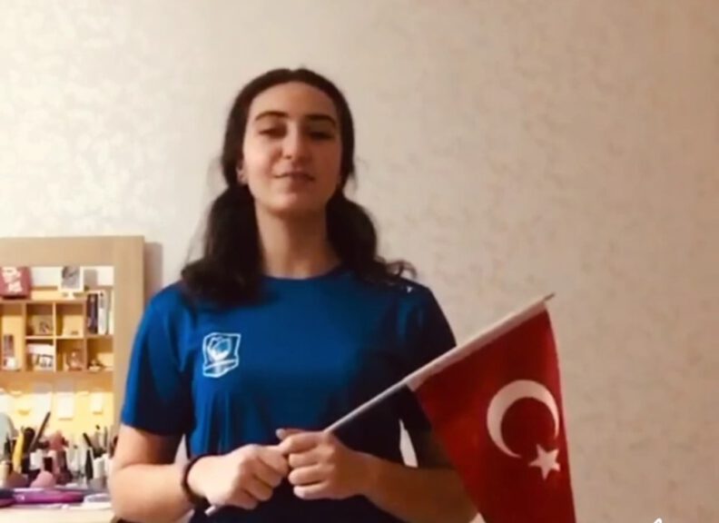 Yunusemreli̇ Sporcular Bayramlarını Kutladı