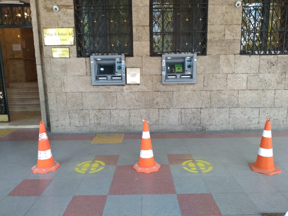 Bursa Büyükşehi̇r’den sosyal mesafe düzenlemesi