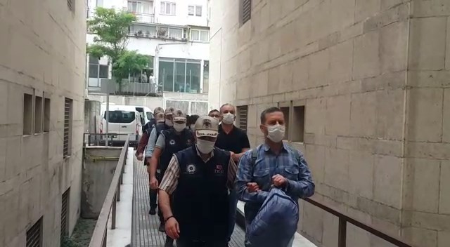 Bursa’da FETÖ gözaltısında 2 kişi adliyede