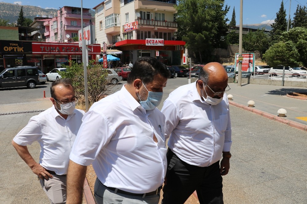 FETÖ sanığı tanığı darp etti̇