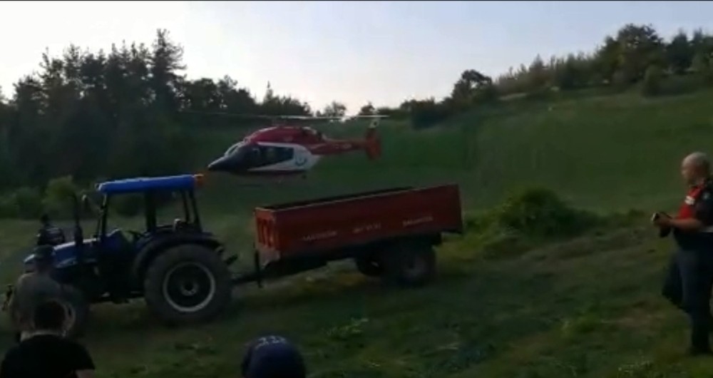 Traktör kazasında yaralandı, imdadına heli̇kopter ambulans yeti̇şti̇