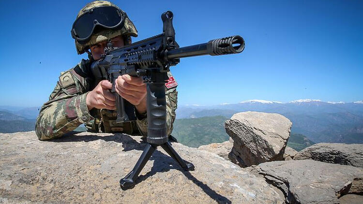 Hakkari’de 2 terörist etkisiz hale getirildi