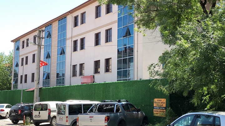 Yatalak hastayı tazyikli suyla öldürdüler iddiası