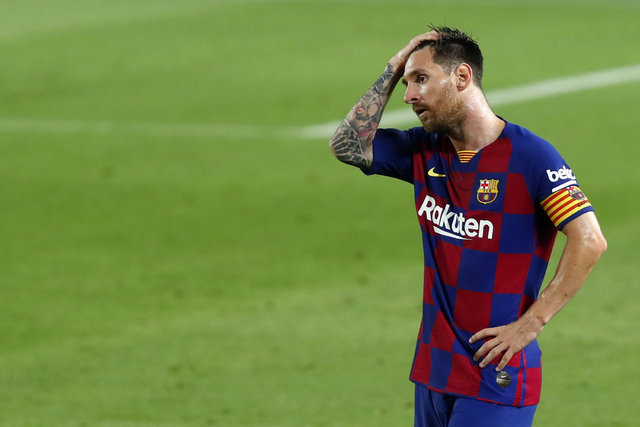 Messi, Barcelona’dan resmen ayrılıyor