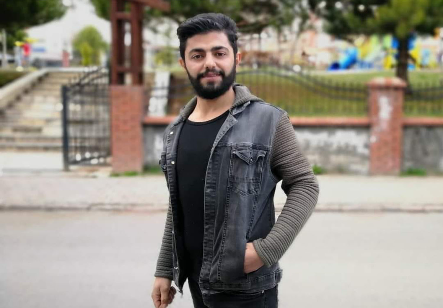 Düğünde beline koyduğu tabanca sonu oldu