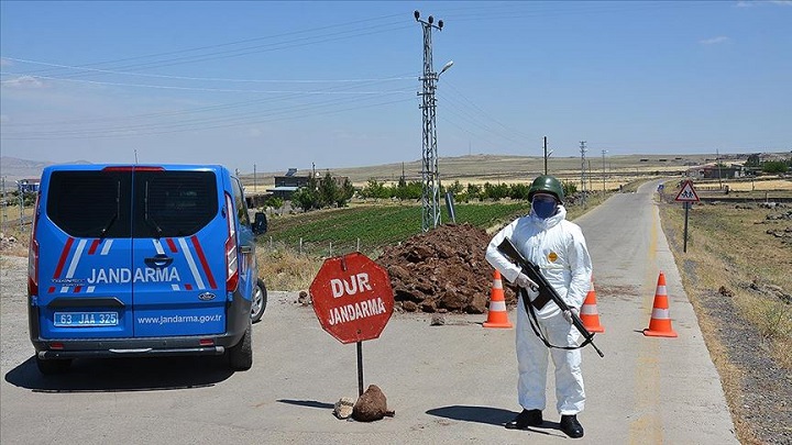 2 haftada 2 bin 200 ev karantinaya alındı