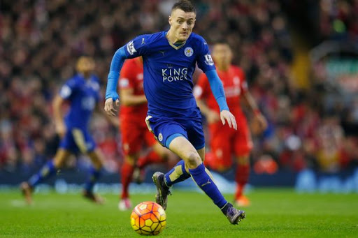Leicester City, Vardy ile yeni sözleşme imzaladı