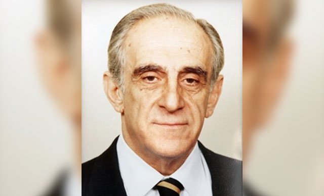 Eski Dışişleri Bakanı koronavirüsten öldü