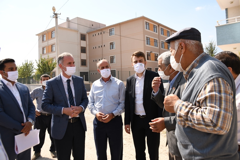 “Her mahallemizde güzel güzel alanlar oluşturacağız”