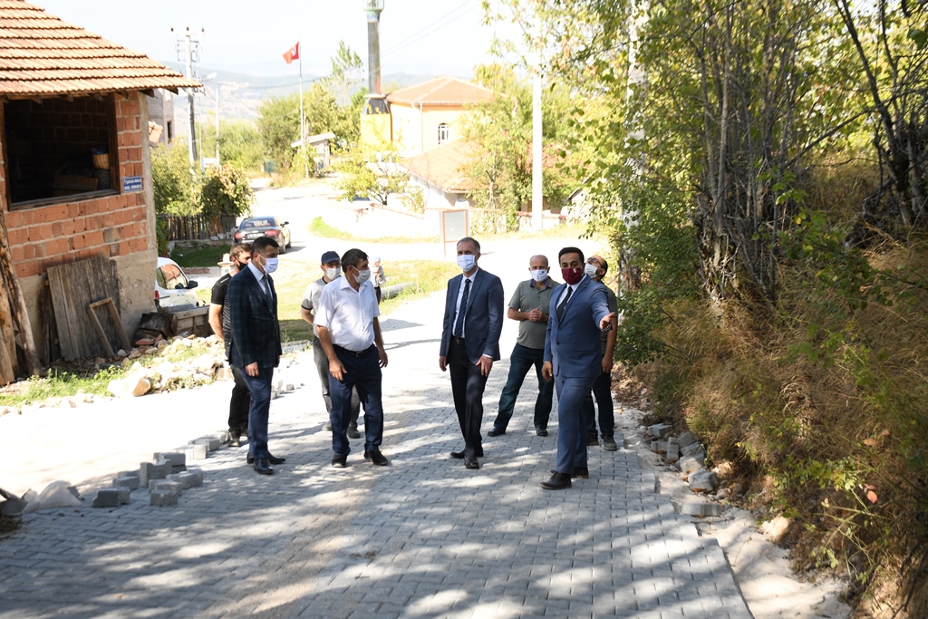 Çaylıca Mahallesi sokakları parke taşla kaplanıyor