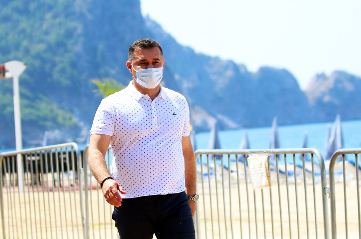 Alanya Belediye Başkanı koronavirüsü yendi