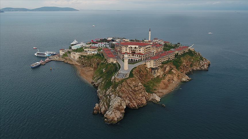 Demokrasi ve Özgürlükler Adası’ndaki ilk etkinlikte ’12 Eylül darbesi’ konuşulacak