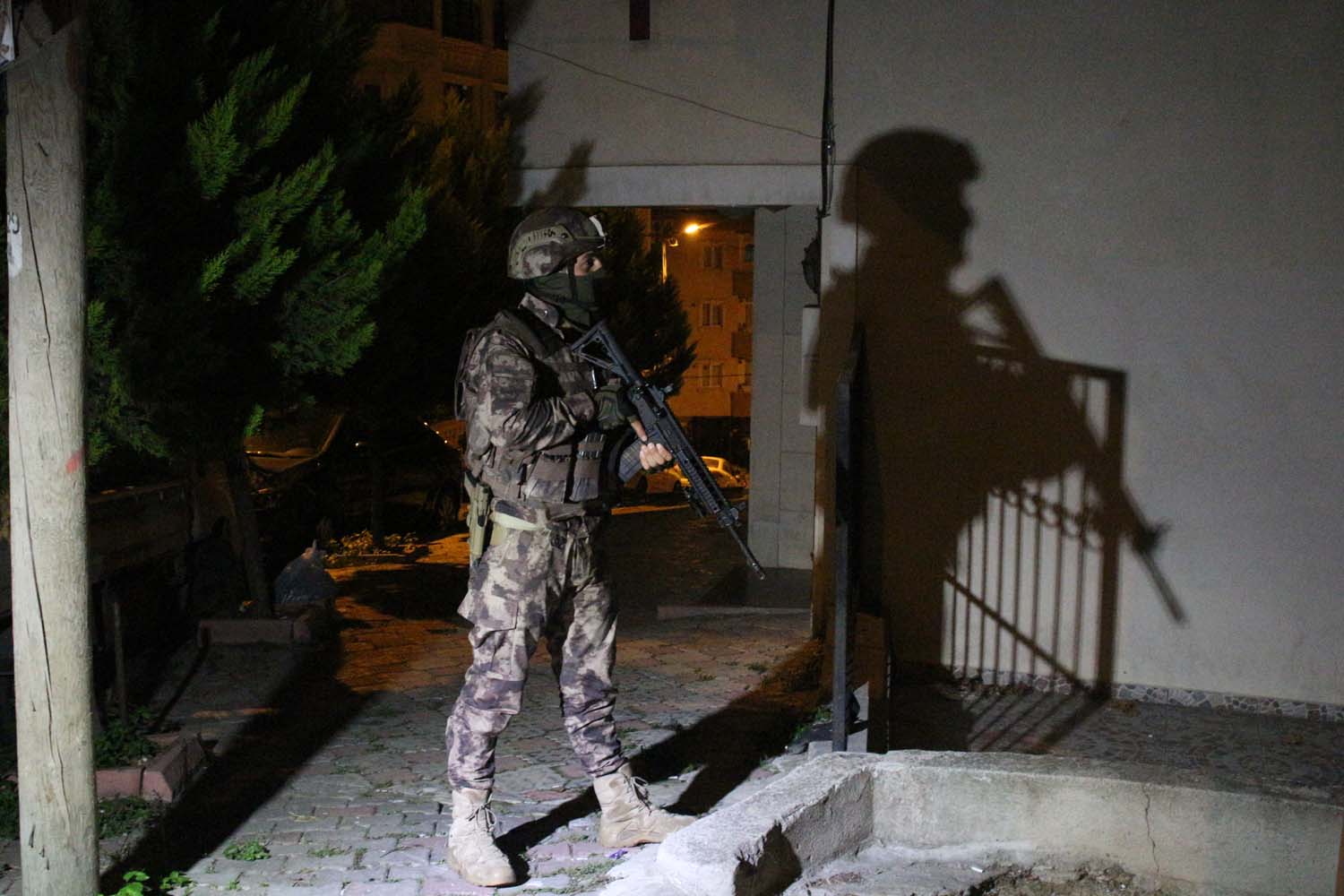 DHKP-C operasyonu! Çok sayıda gözaltı