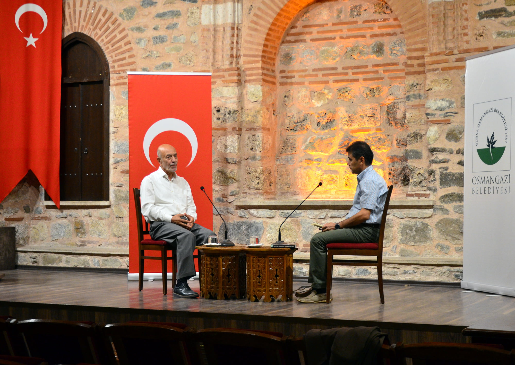 Osmangazi’den ‘Bir Kitap, Bir Yazar’ Söyleşisi