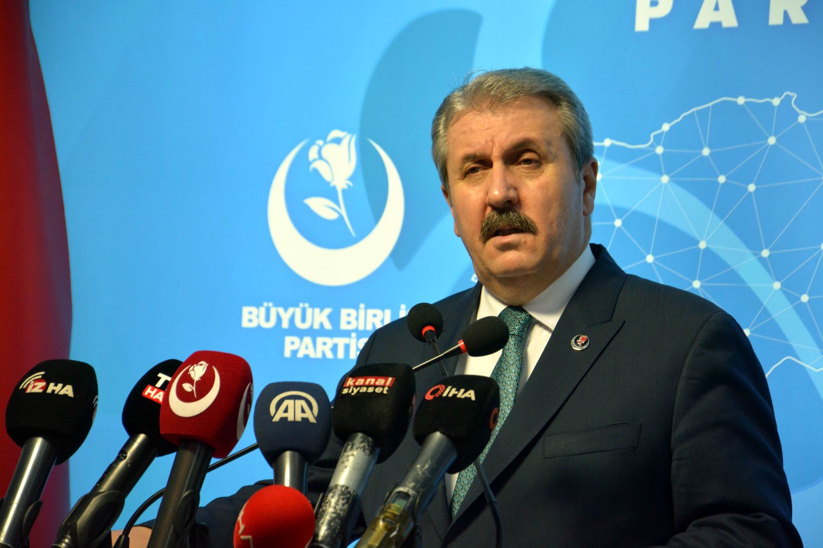 Destici: Riskli binaların tespit edilememesi kabul edilemez