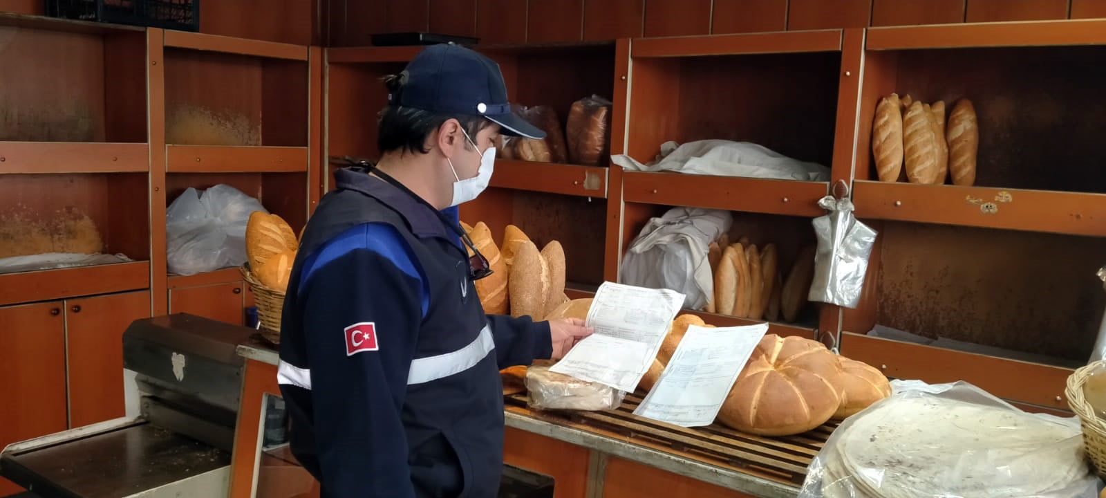 Osmangazi Zabıtası’ndan fırınlara virüs denetimi