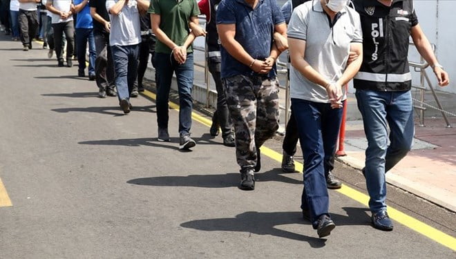 Üniversitelere FETÖ operasyonu! Onlarca gözaltı
