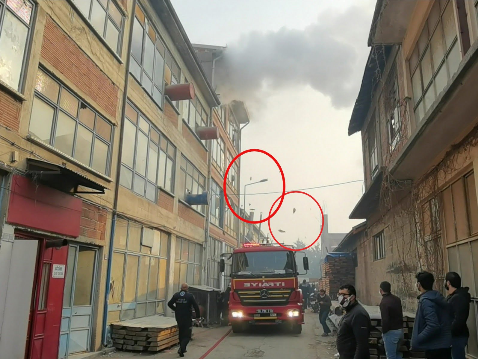 Bursa’da esnaf sokağa döküldü!