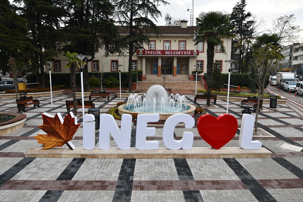 İnegöl Belediyesi Covid-19 güvenli hizmet belgesi aldı