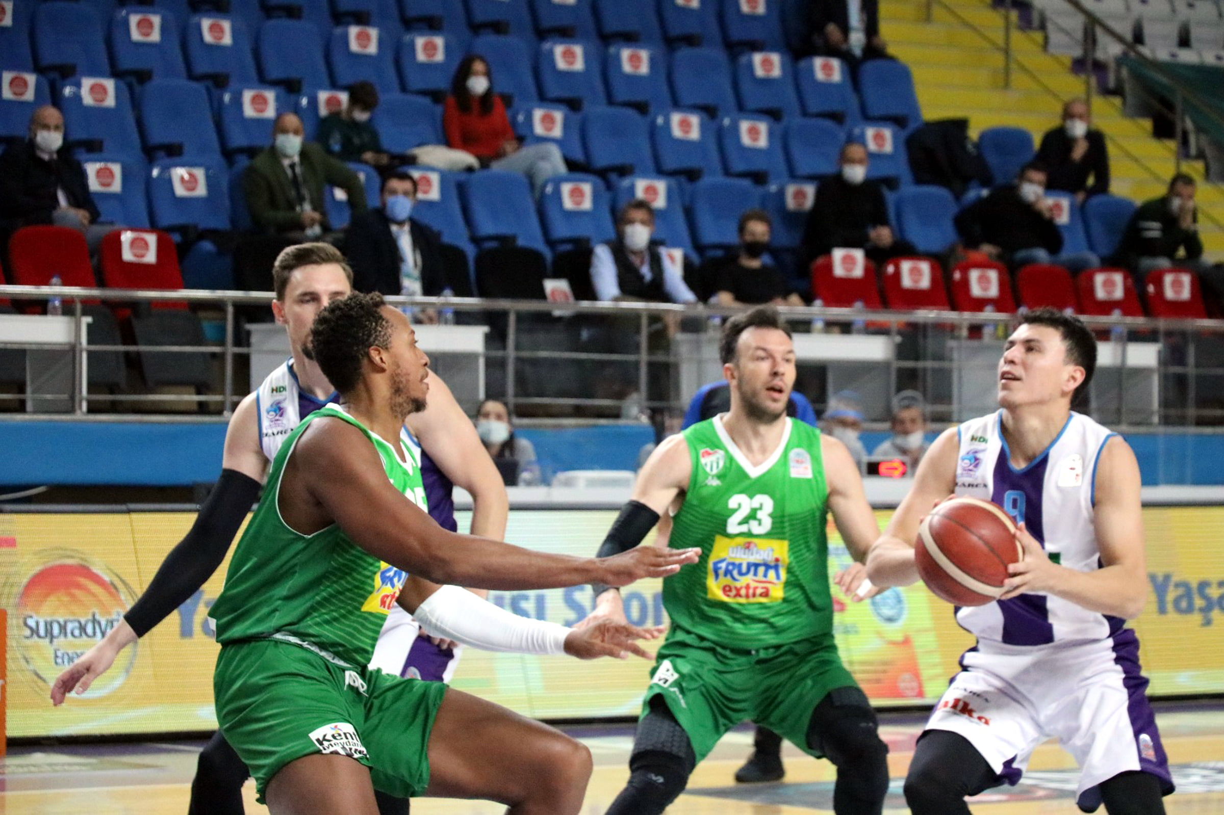 HDI Sigorta Afyon Belediyespor – Frutti Extra Bursaspor: 76-70