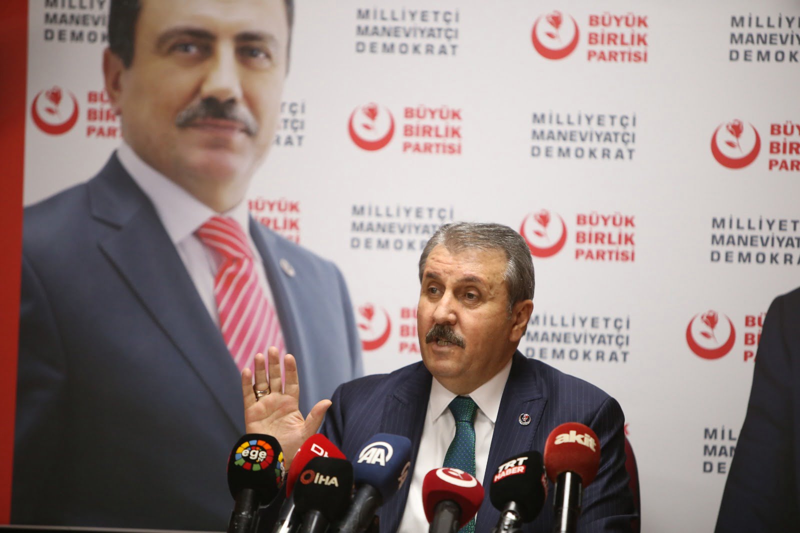 BBP Başkanı Destici: Avrupa, Türkiye’ye her zaman çifte standart uyguladı