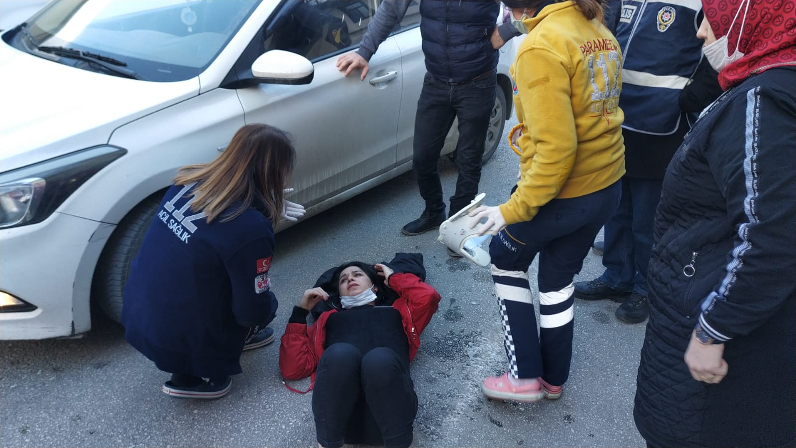 Bursa’da ilk müdahaleyi esnaf yaptı