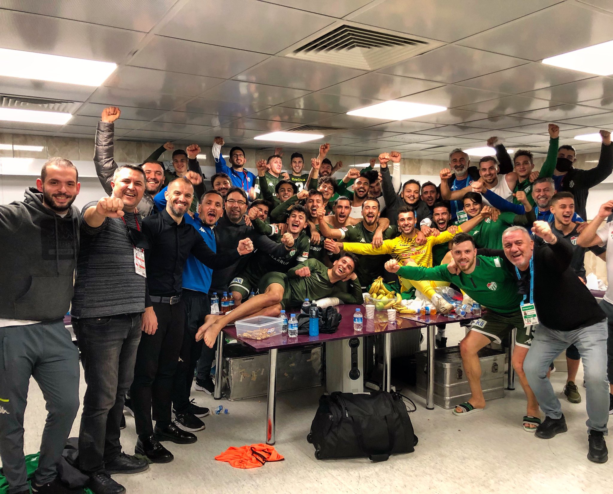 Bursaspor’dan süper galibiyet! Tek golle 3 puan