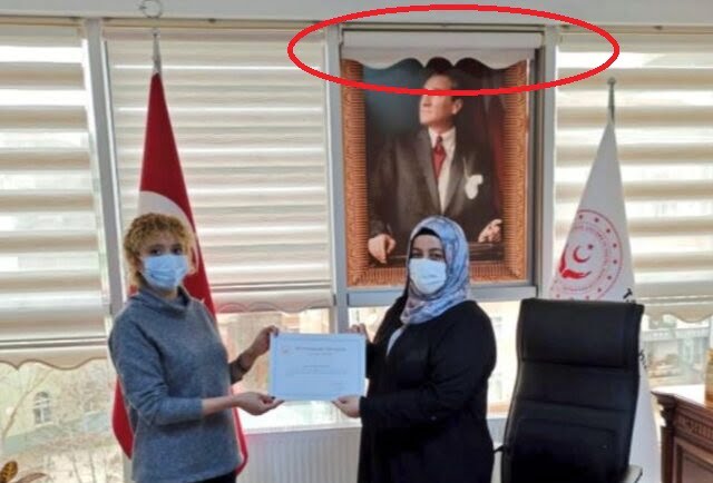Makam odasındaki görüntü olay oldu! Açıklama geldi