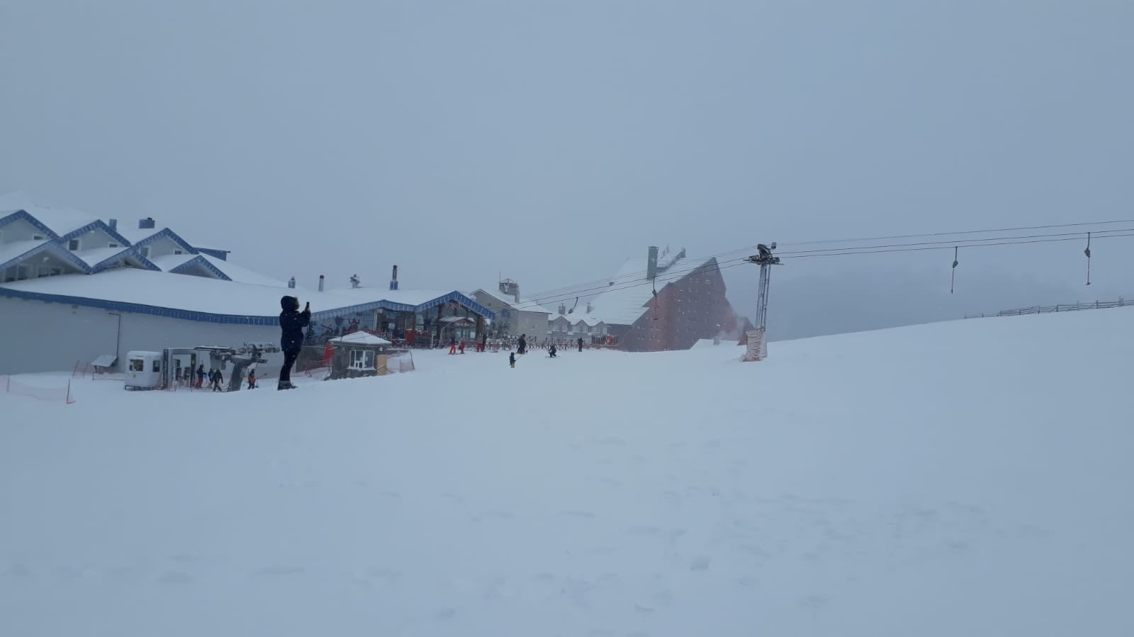 Uludağ’da kar yağışı başladı