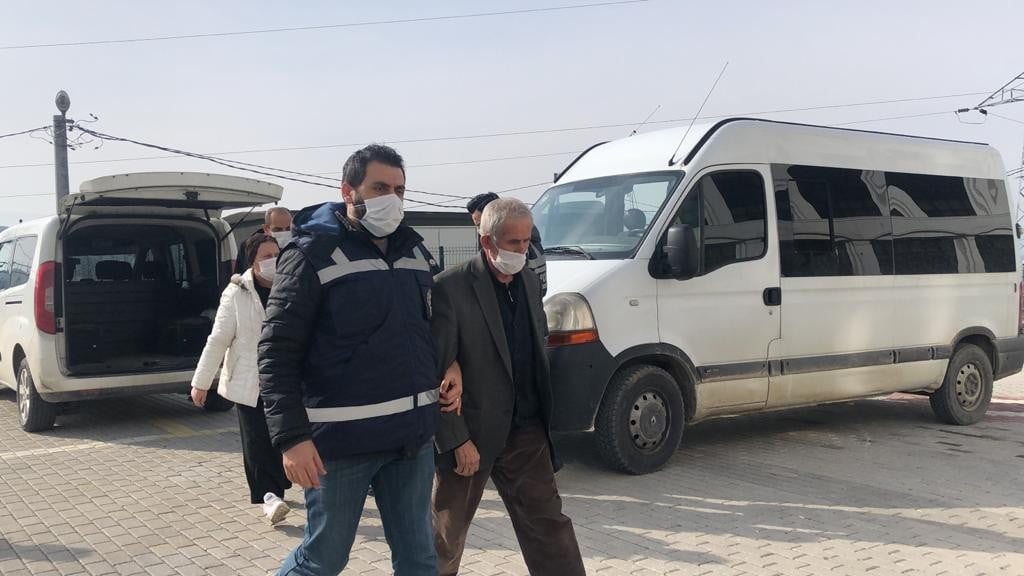 Çapraz sorguda suçlarını itiraf ettiler