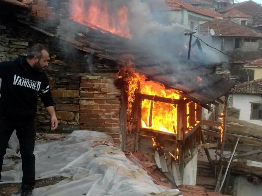 101 yaşında evde çıkan yangın öldü