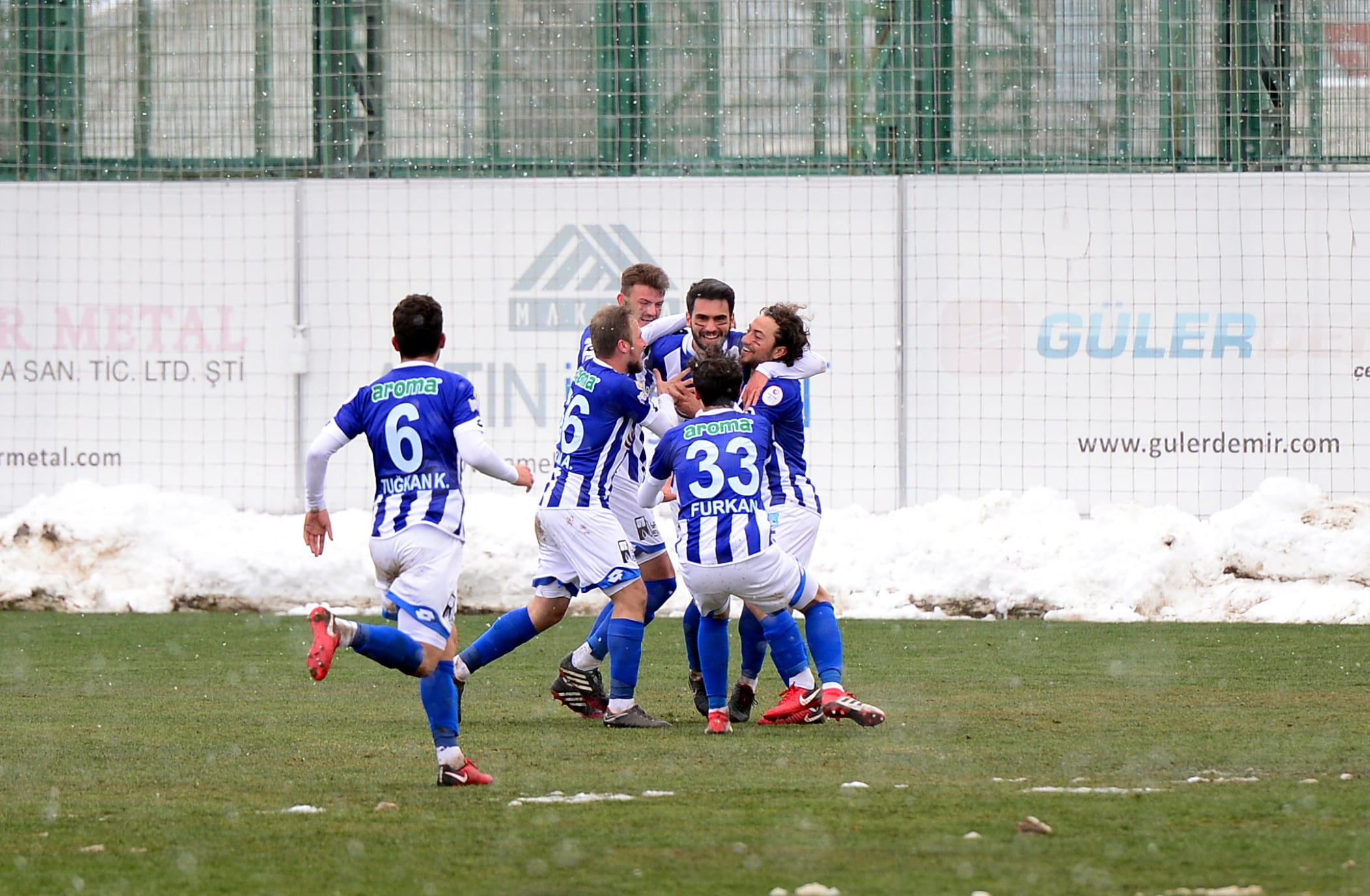 Bursa Yıldırımspor evinde Bayrampaşaspor’u 1-0 yenerek 2. sıradaki yerini korudu