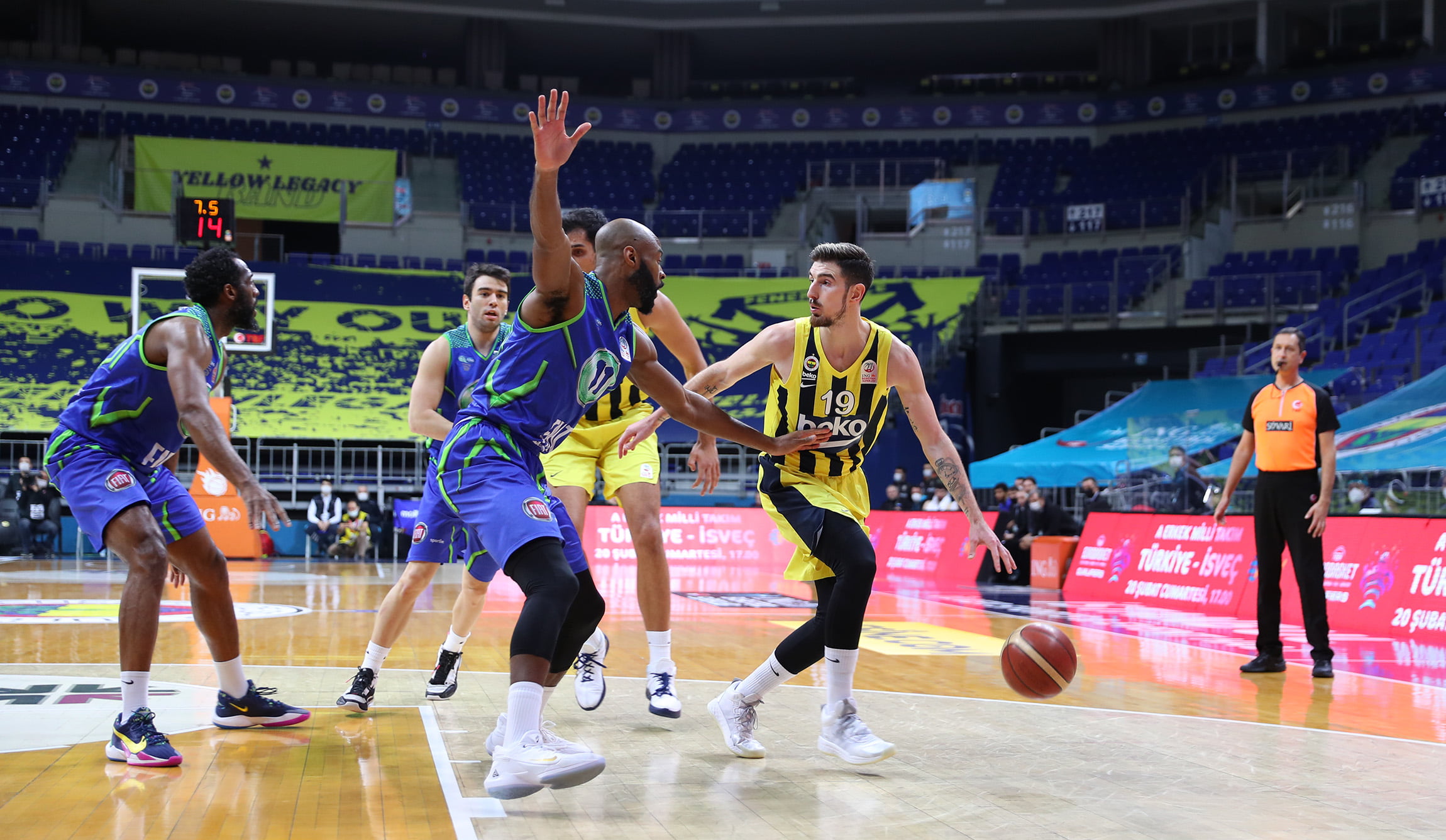 TOFAŞ deplasmanda Fenerbahçe Beko’yu 84-81 yendi