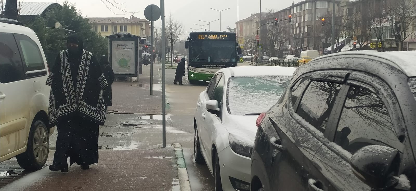 Bursa’da beklenen kar yağışı başladı